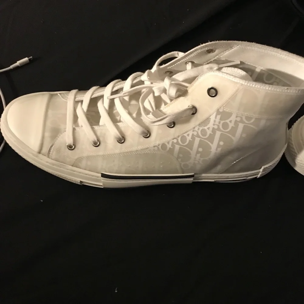 DIOR Shoes 👞 - Picture 1 of 10